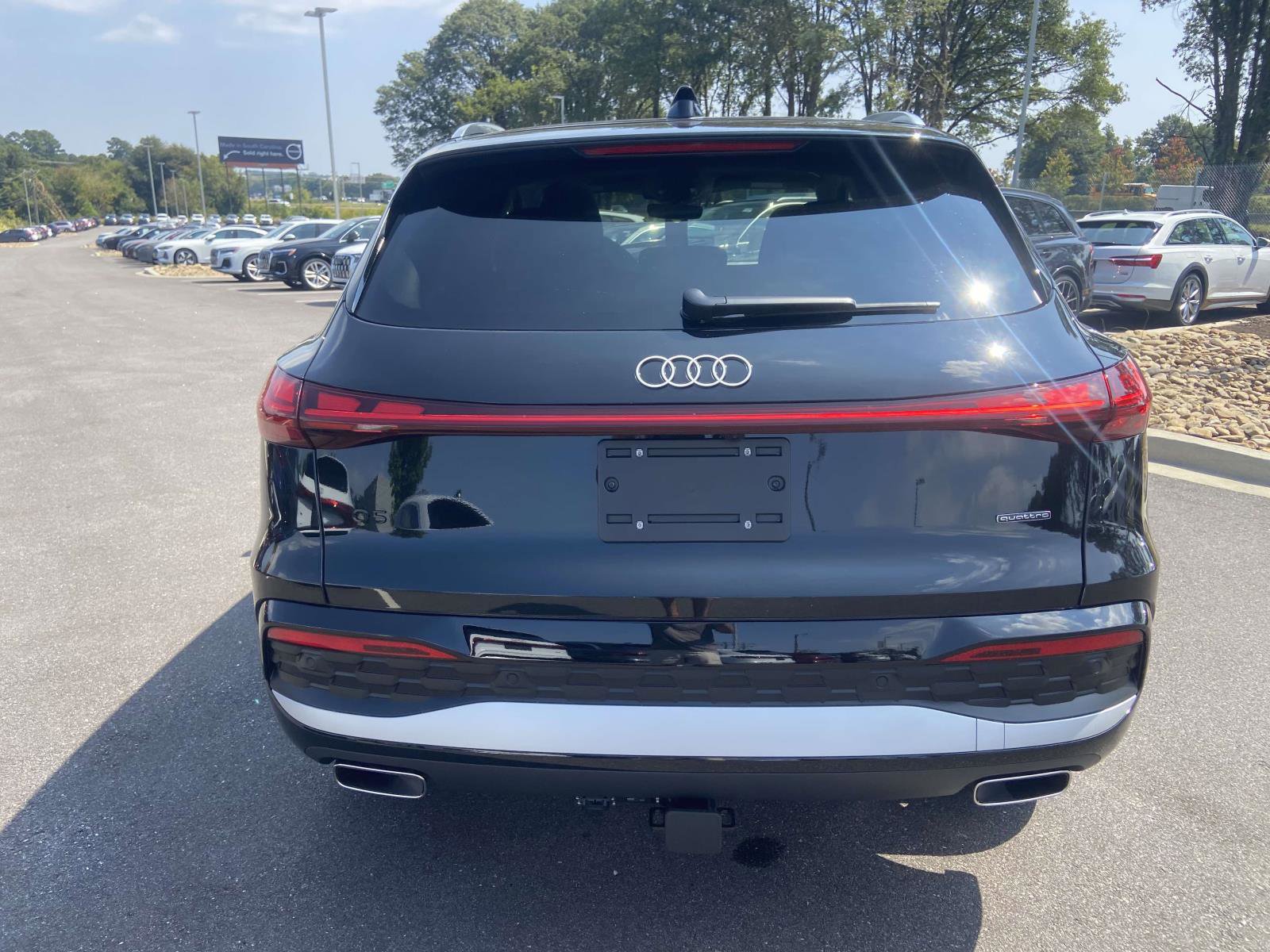 New 2025 Audi Q5 Prestige image 8