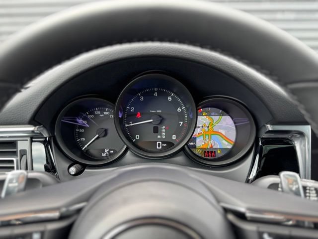 New 2026 Porsche Macan AWD/4WD image 20