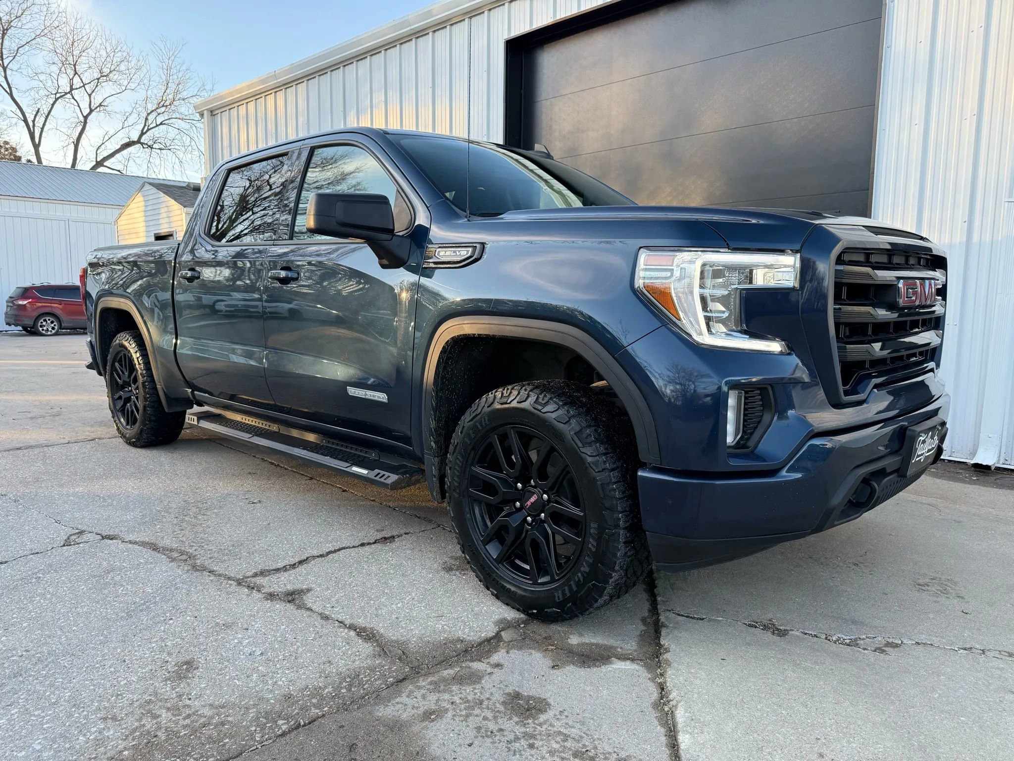 Used 2021 GMC Sierra 1500 Elevation w/ X31 Off-Road Package image 2