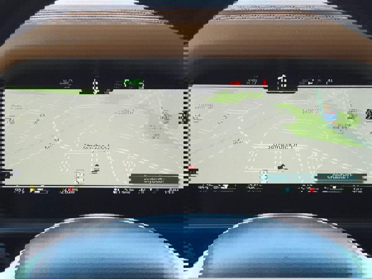 Used 2023 Land Rover Defender 130 S image 37