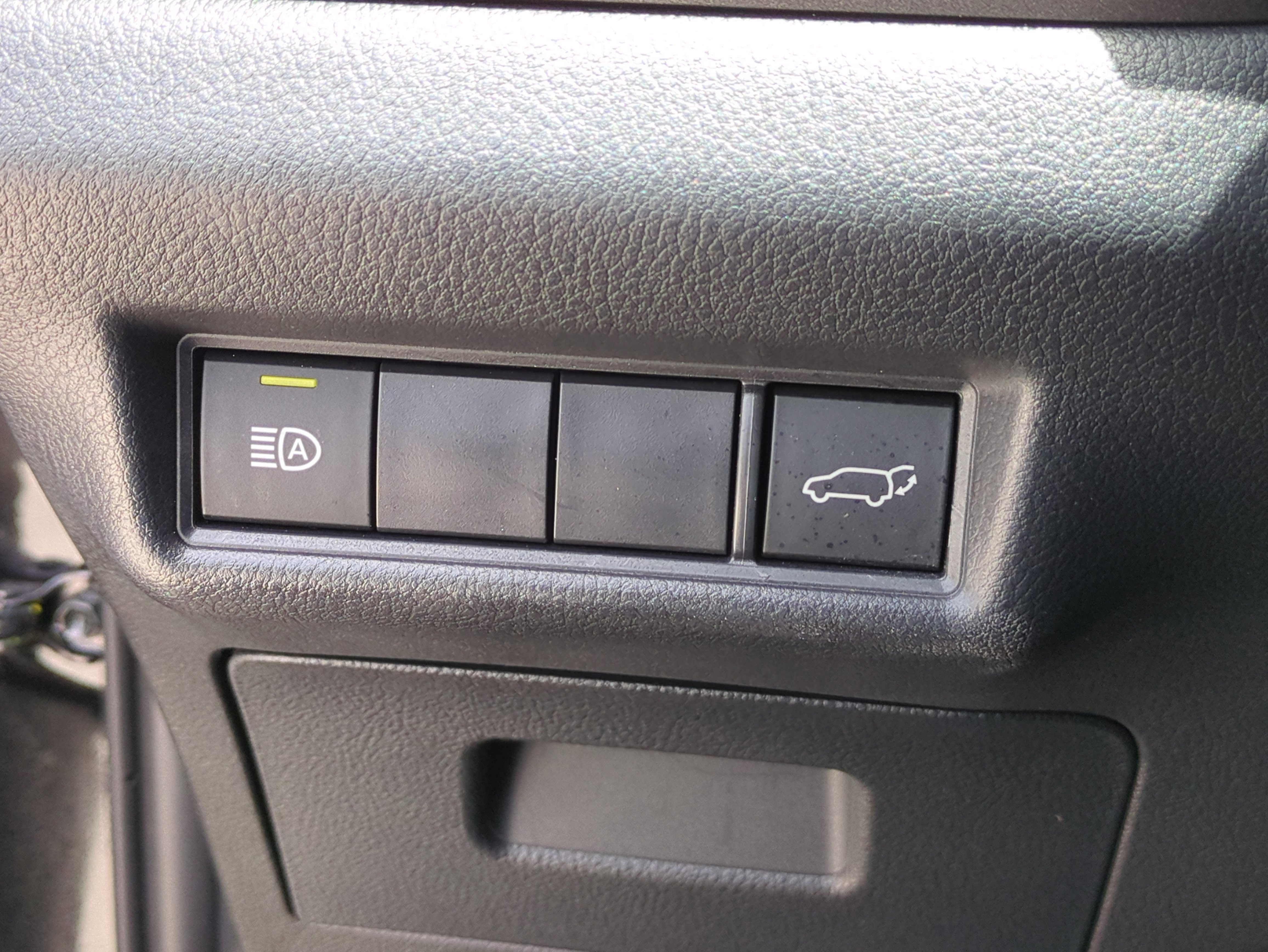 Used 2024 Toyota Grand Highlander XLE image 27