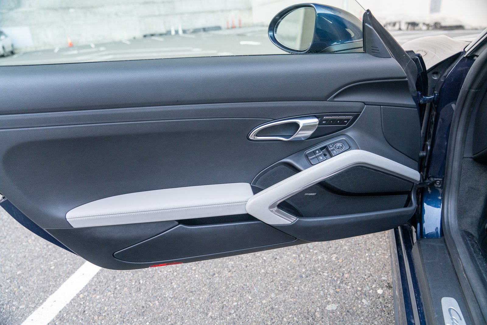 Used 2019 Porsche 718 Cayman S image 10