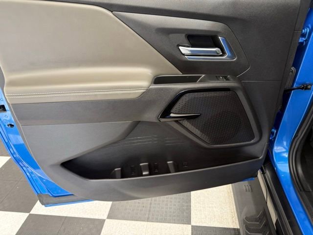 Used 2026 Chevrolet Silverado EV Trail Boss AWD/4WD image 19