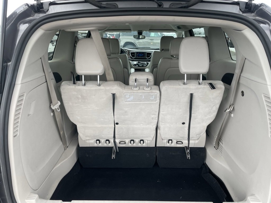 Used 2021 Chrysler Voyager Lxi image 33