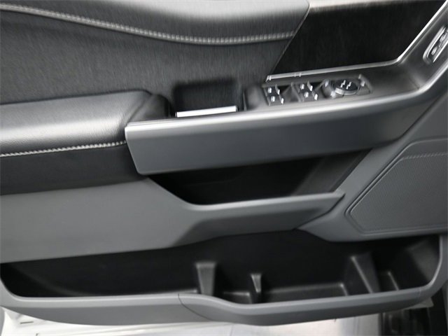 Used 2023 Ford F150 Lightning XLT image 13