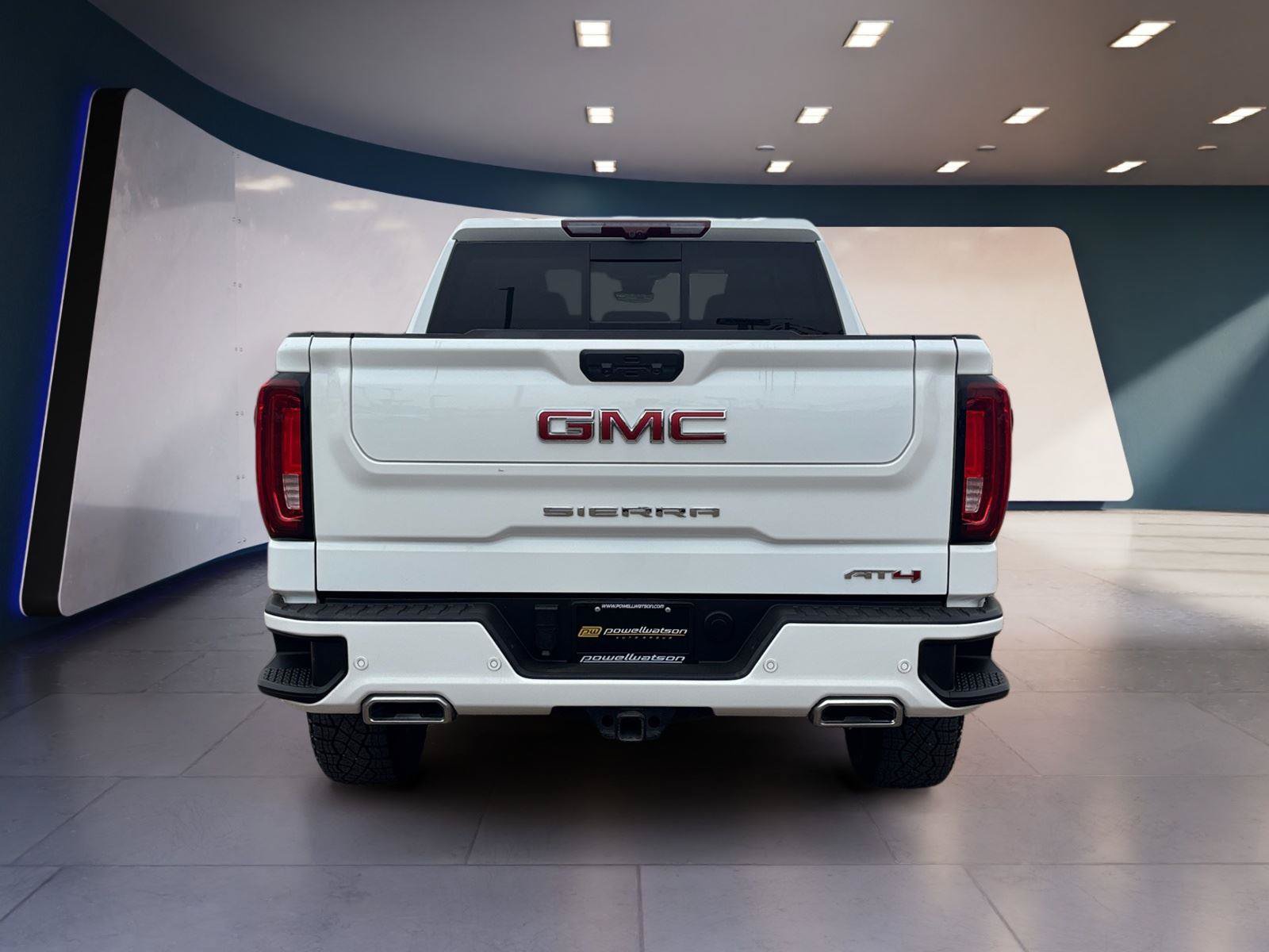 Used 2024 GMC Sierra 1500 AT4 w/ Technology Package AWD/4WD image 4