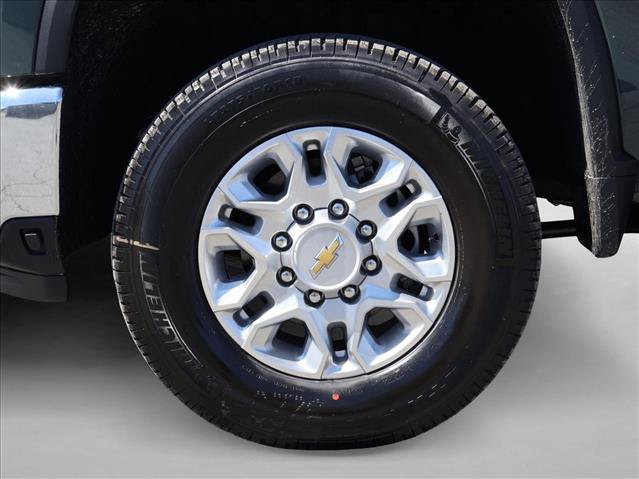 New 2026 Chevrolet Silverado 2500 LTZ w/ LTZ Premium Package AWD/4WD image 10