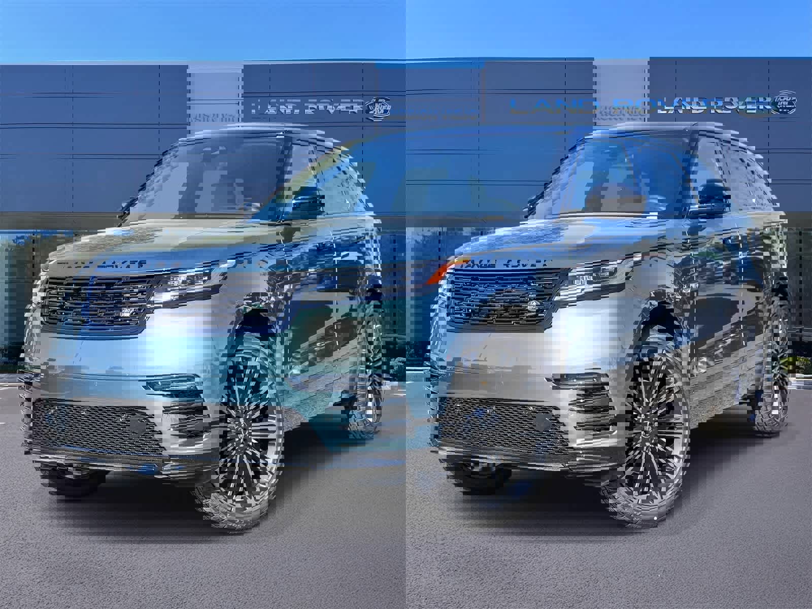 New 2026 Land Rover Range Rover Velar Dynamic SE