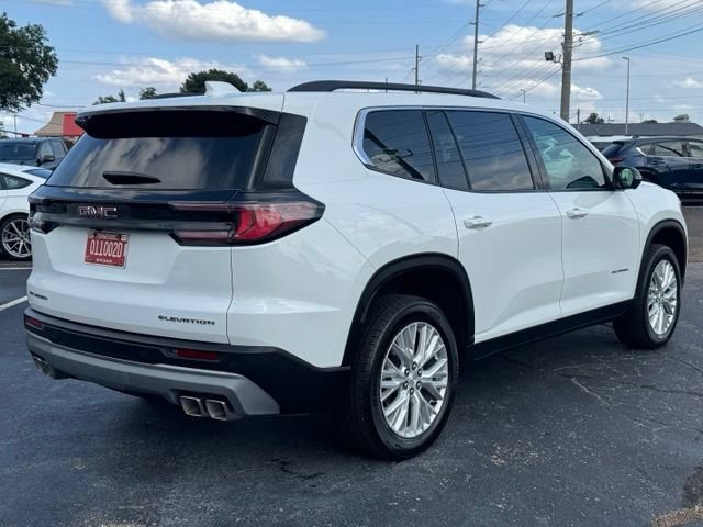 Used 2026 GMC Acadia Elevation w/ Elevation Premium Package FWD image 5