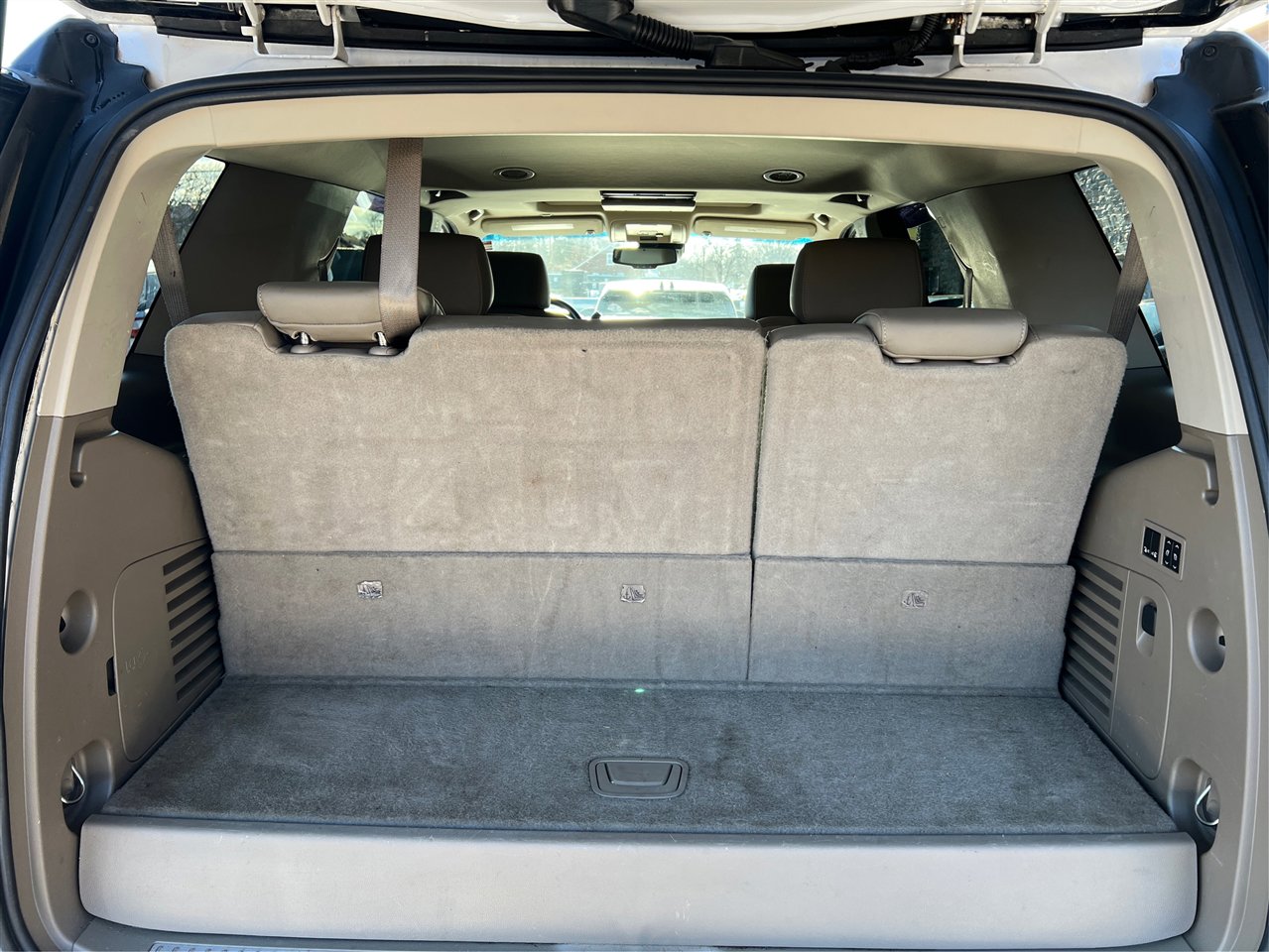 Used 2016 GMC Yukon SLT w/ Open Road Package image 22