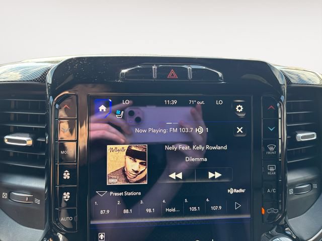 Used 2020 RAM 1500 Sport w/ Leather & Sound Group AWD/4WD image 15
