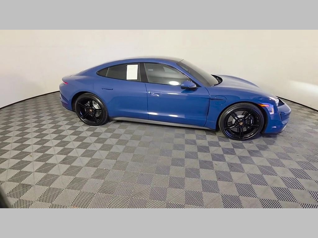 Used 2021 Porsche Taycan 4S image 36