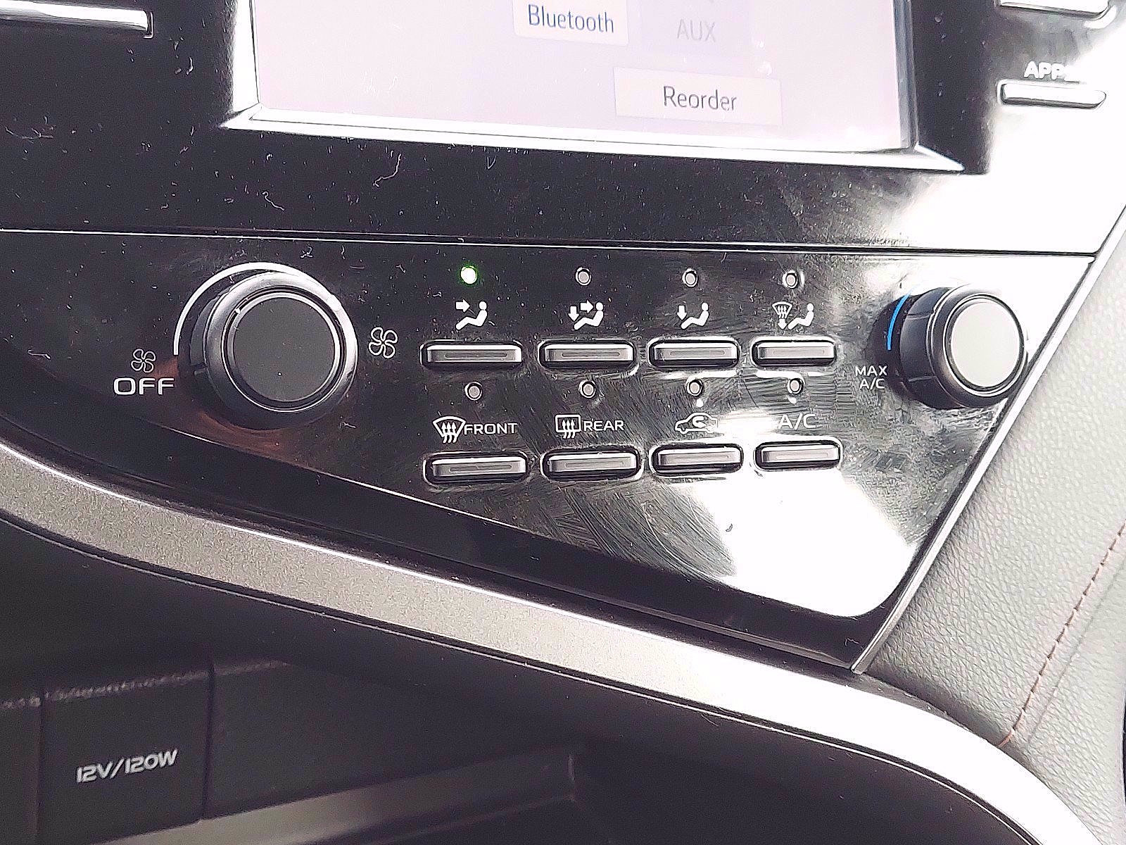 Certified 2019 Toyota Camry LE image 16