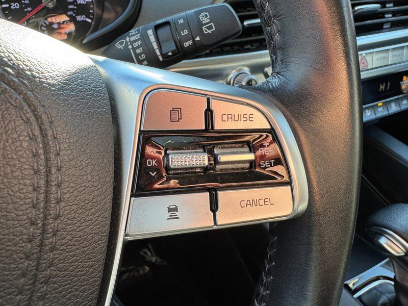 Used 2022 Kia Telluride LX image 17