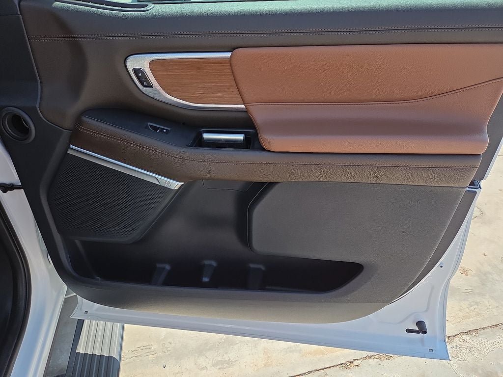 Used 2025 Ford Expedition Max King Ranch AWD/4WD image 15