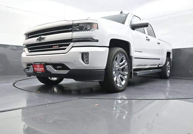 Used 2018 Chevrolet Silverado 1500 LTZ Z71 w/ LTZ Plus Package AWD/4WD image 33