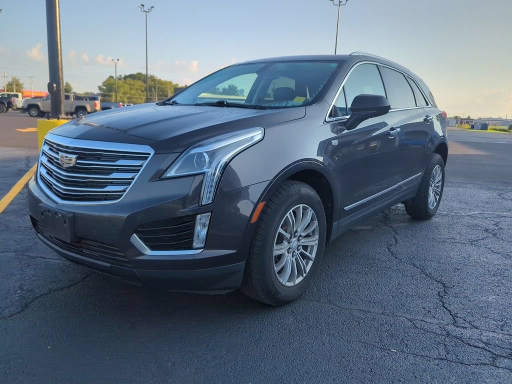 Used 2018 Cadillac XT5 Luxury AWD/4WD image 2