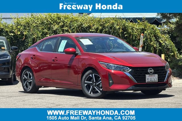 Used 2024 Nissan Sentra SV FWD image 1
