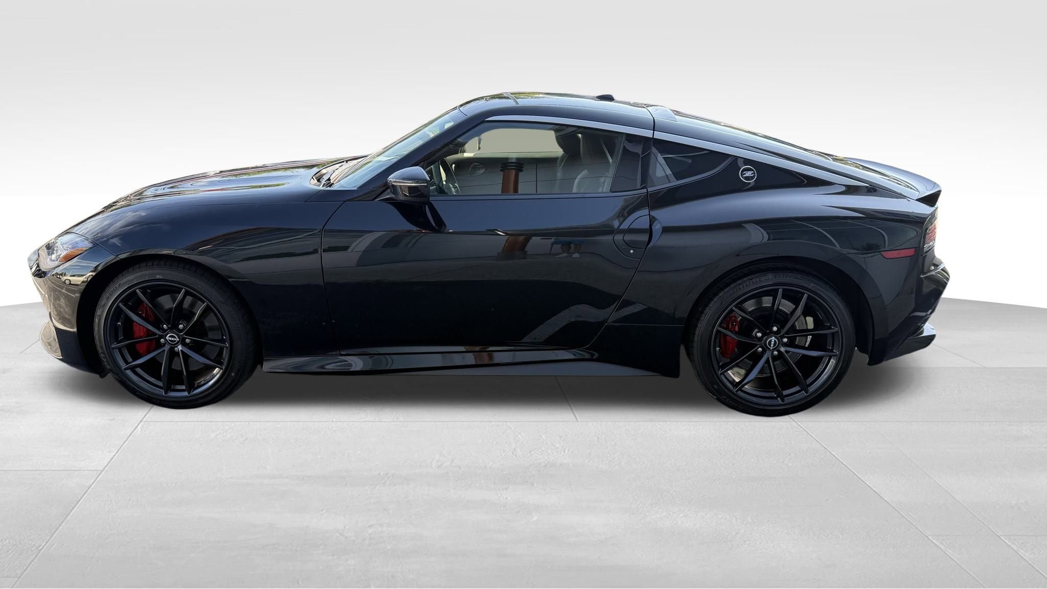 Used 2024 Nissan Z Performance w/ Floor Mat Package image 6