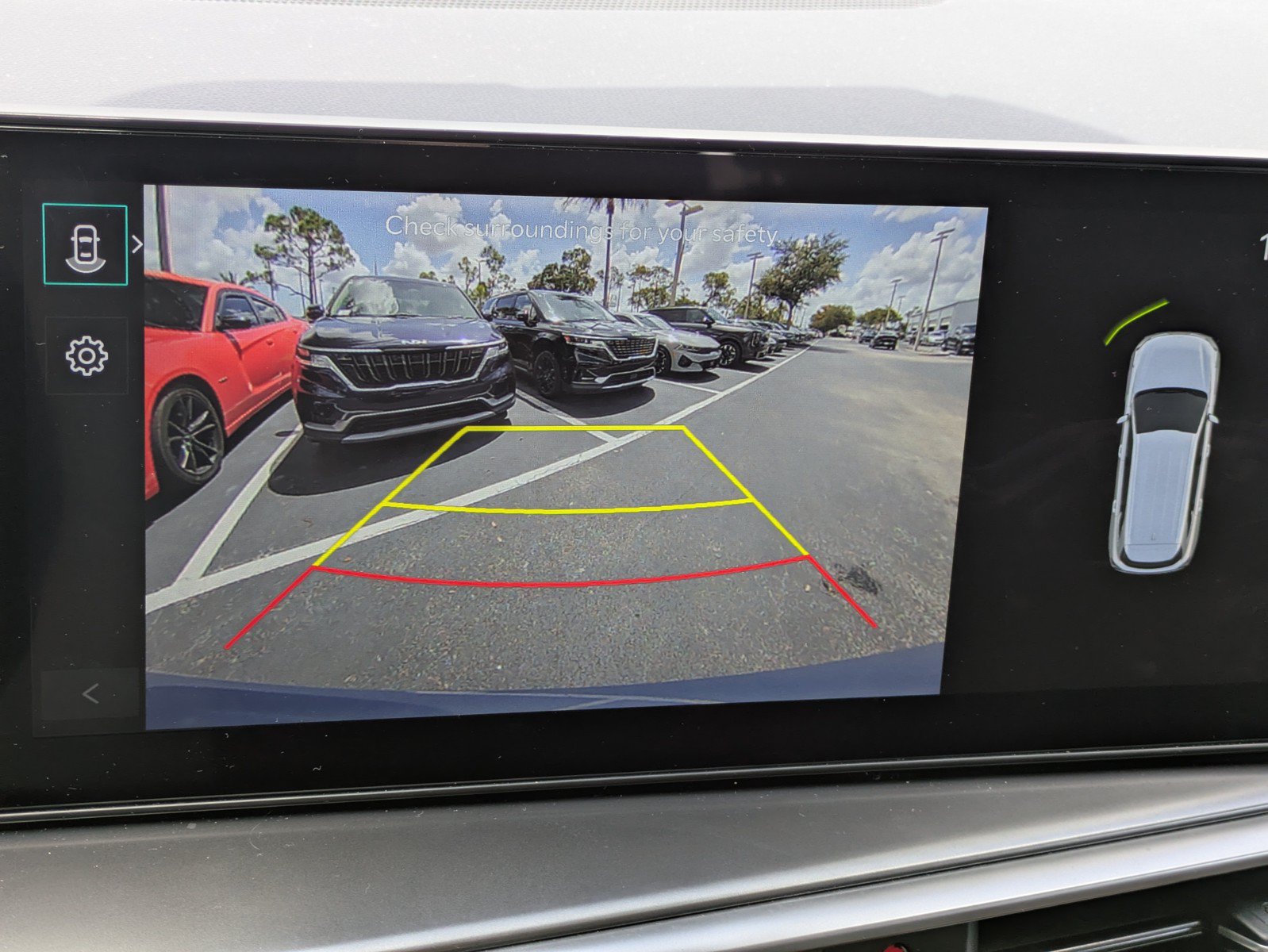 Certified 2026 Kia Sorento S w/ S Panoramic Sunroof Package FWD image 24