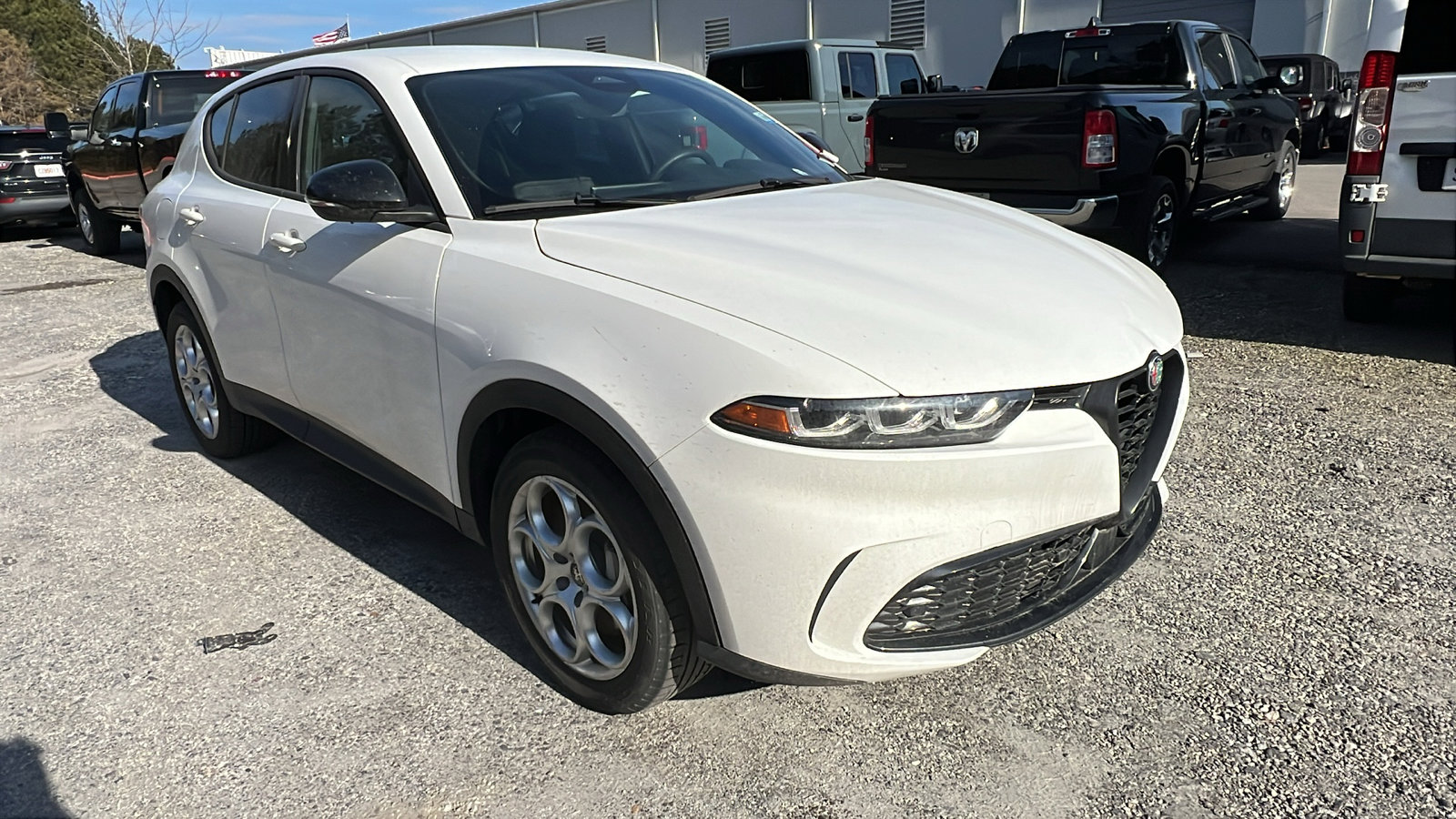 Used 2024 Alfa Romeo Tonale Sprint image 5