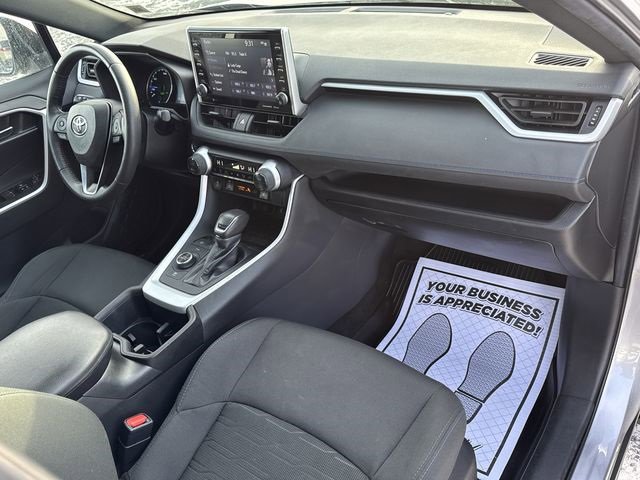 Used 2022 Toyota RAV4 SE image 29