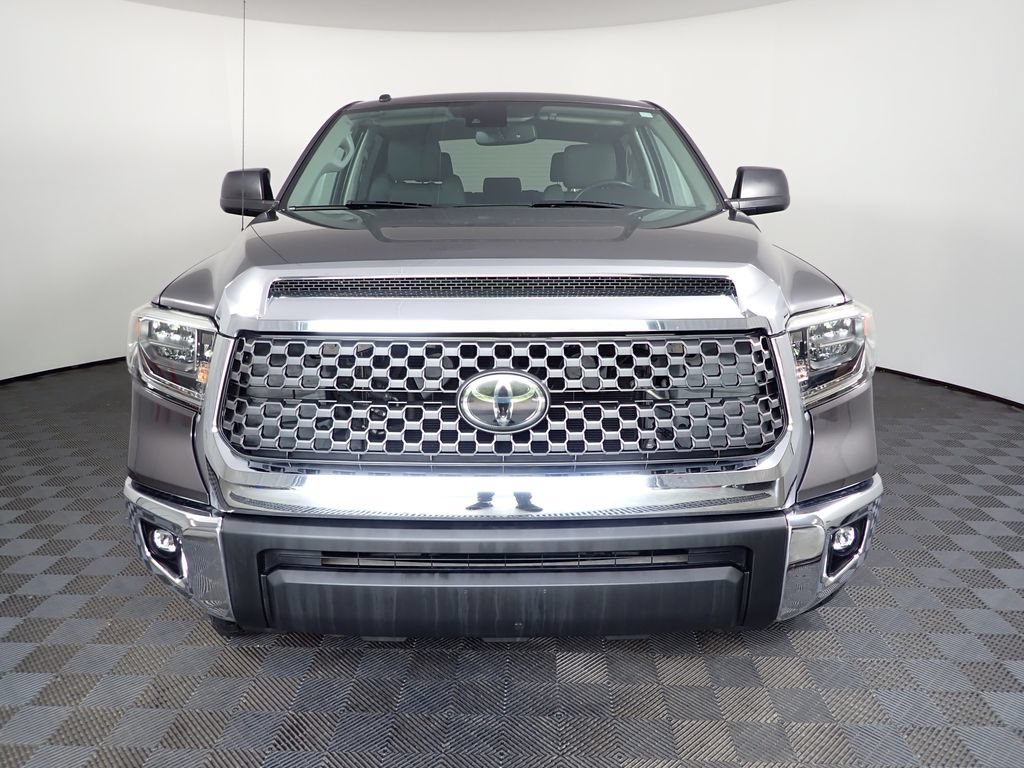 Used 2018 Toyota Tundra SR5 w/ TRD Off Road Package AWD/4WD image 10