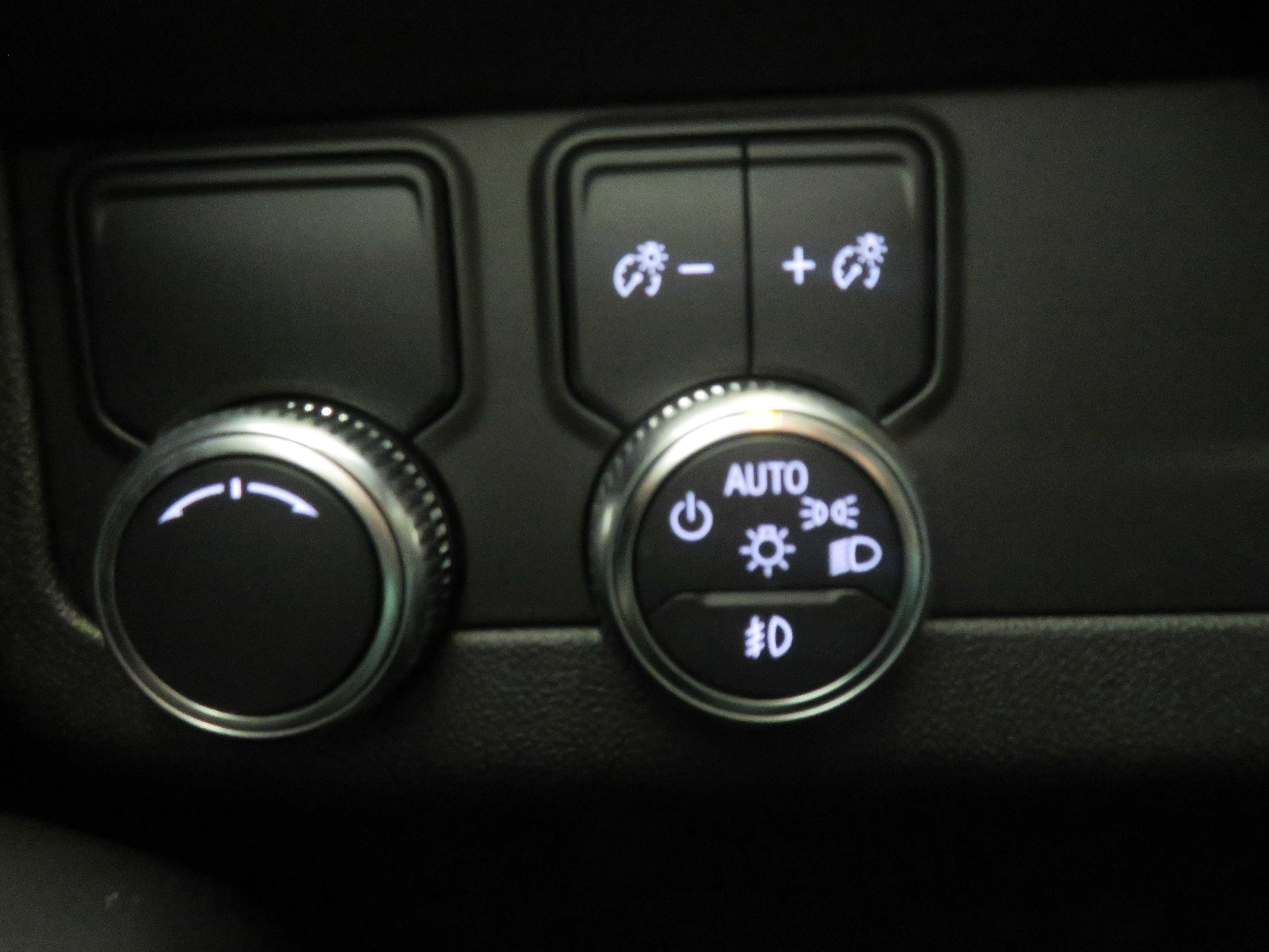 Used 2021 GMC Yukon XL SLT RWD image 40