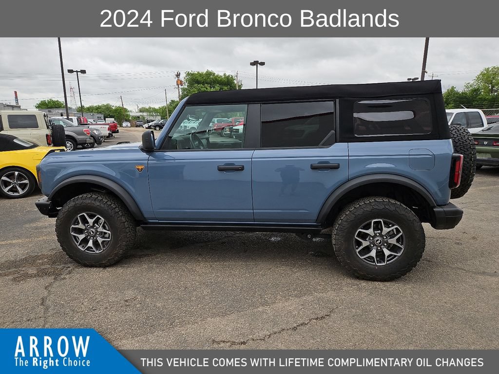 Used 2024 Ford Bronco Badlands AWD/4WD image 7