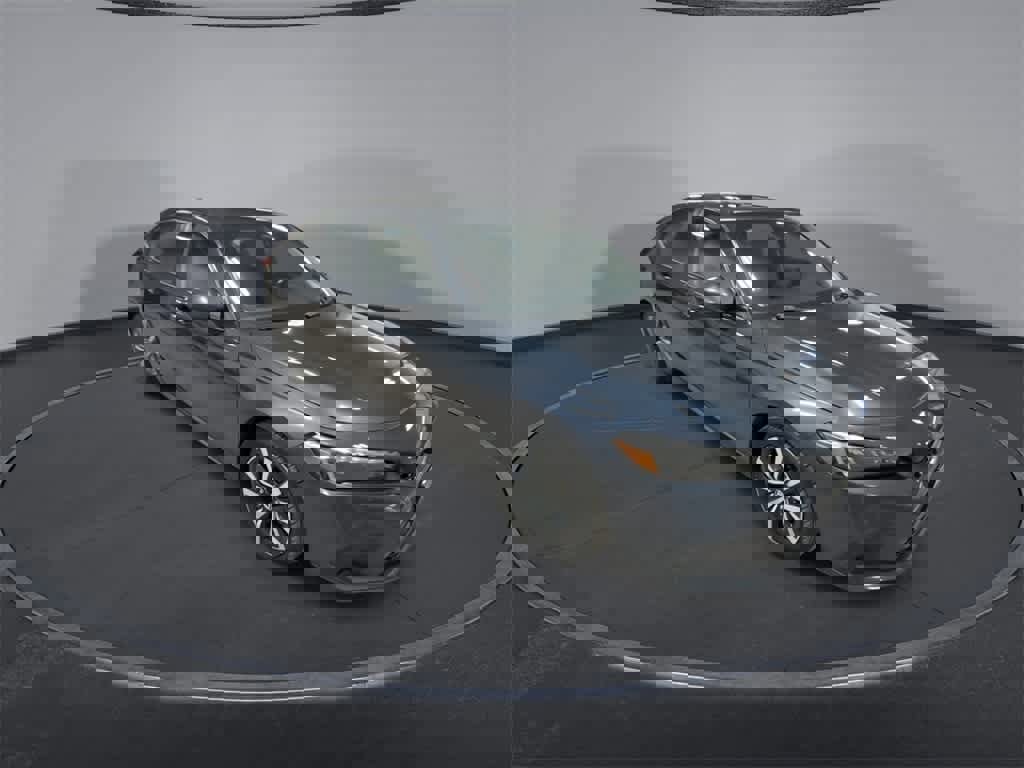 Used 2022 Honda Civic EX-L image 2