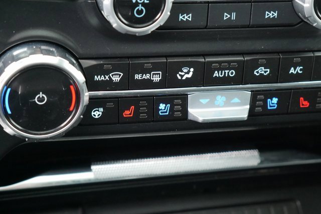 Used 2024 Ford F150 Platinum w/ Equipment Group 702A High image 6