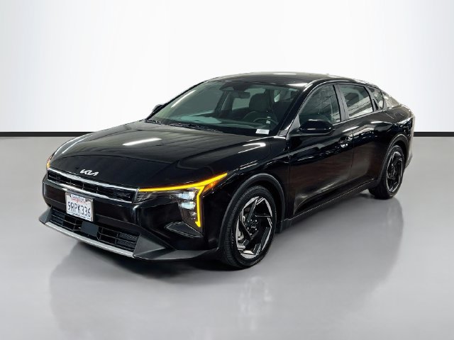 Certified 2025 Kia K4 EX FWD image 3