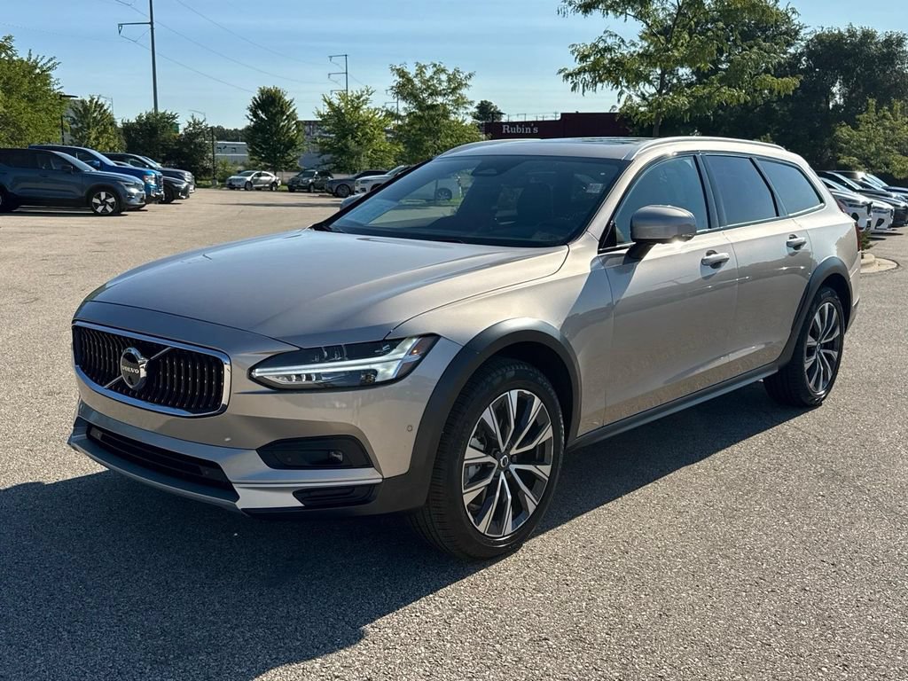 Certified 2025 Volvo V90 B6 Cross Country Plus