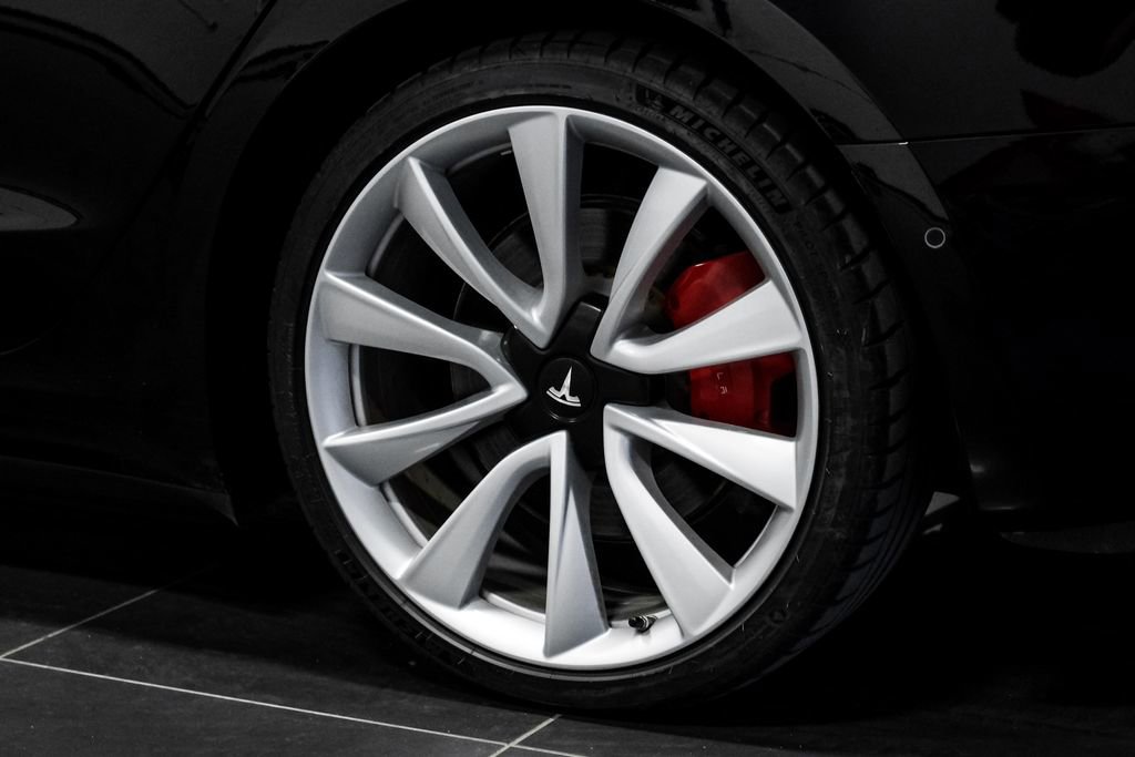 Used 2018 Tesla Model 3 Performance image 56