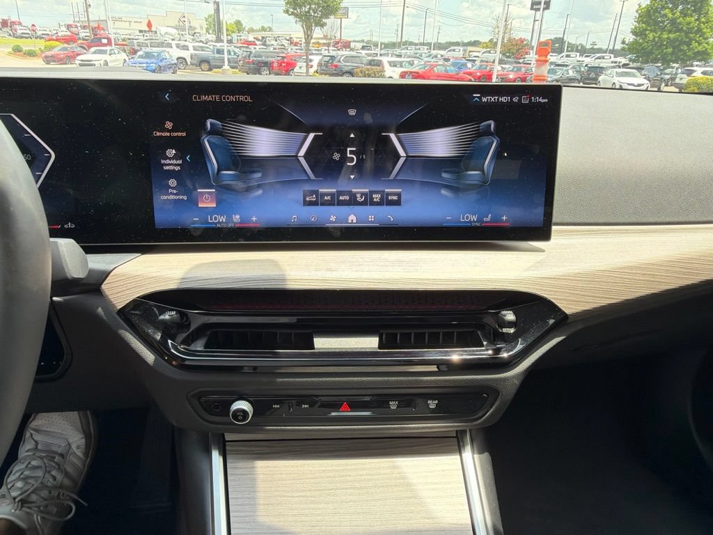 Used 2025 BMW 330i Sedan RWD image 22