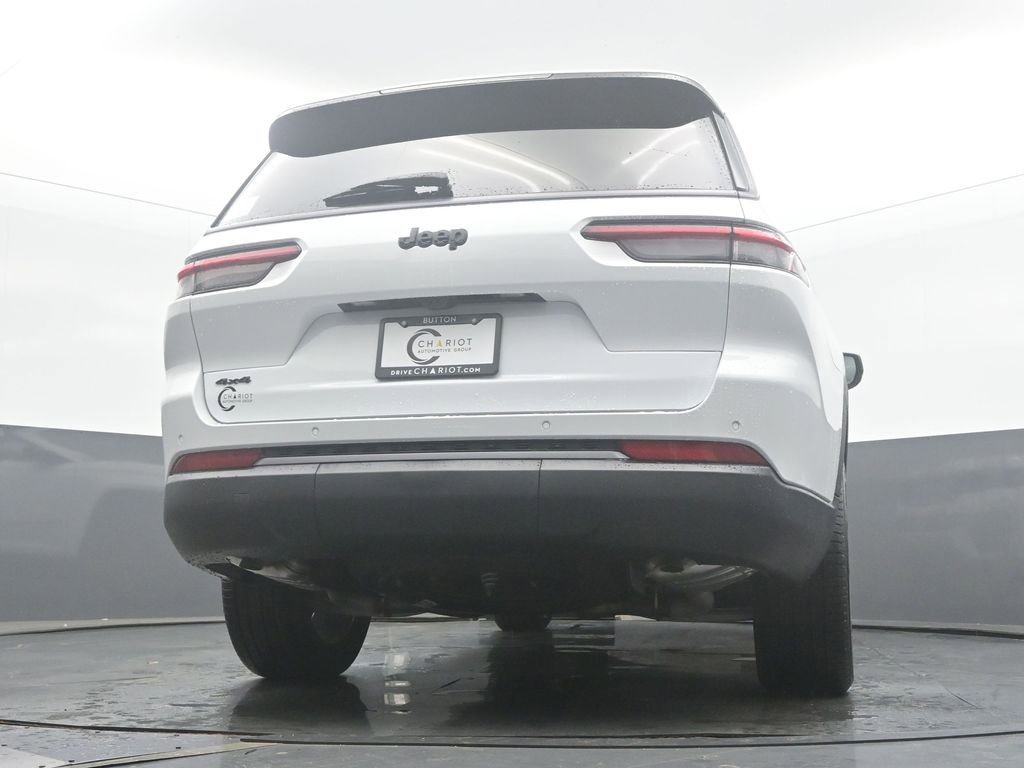 New 2026 Jeep Grand Cherokee L Limited w/ Limited Altitude Package AWD/4WD image 49