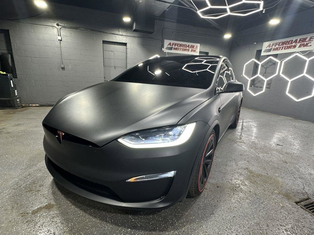 Used 2023 Tesla Model X Plaid image 2