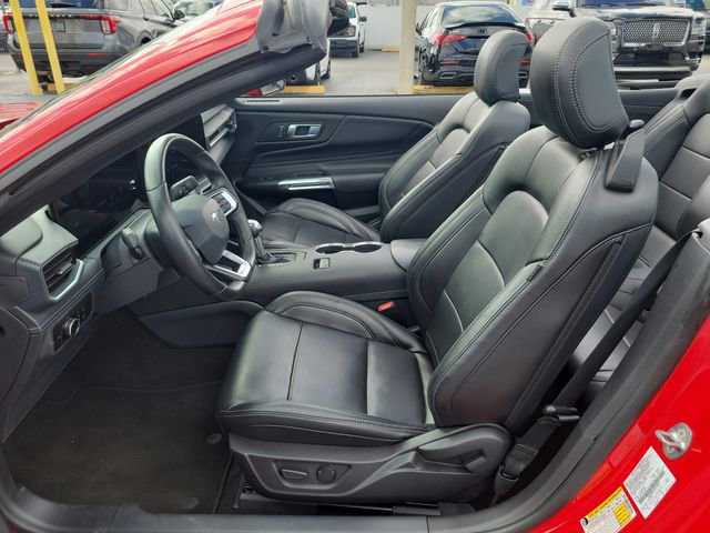 Used 2025 Ford Mustang Premium image 7