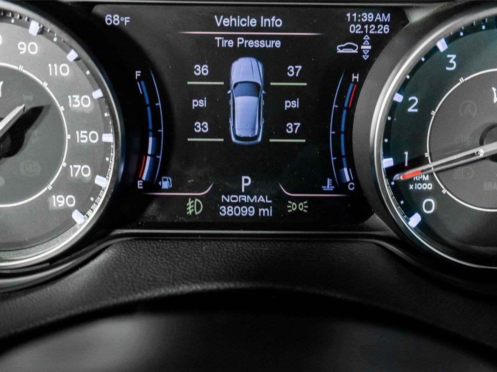 Used 2022 Maserati Levante GT AWD/4WD image 42