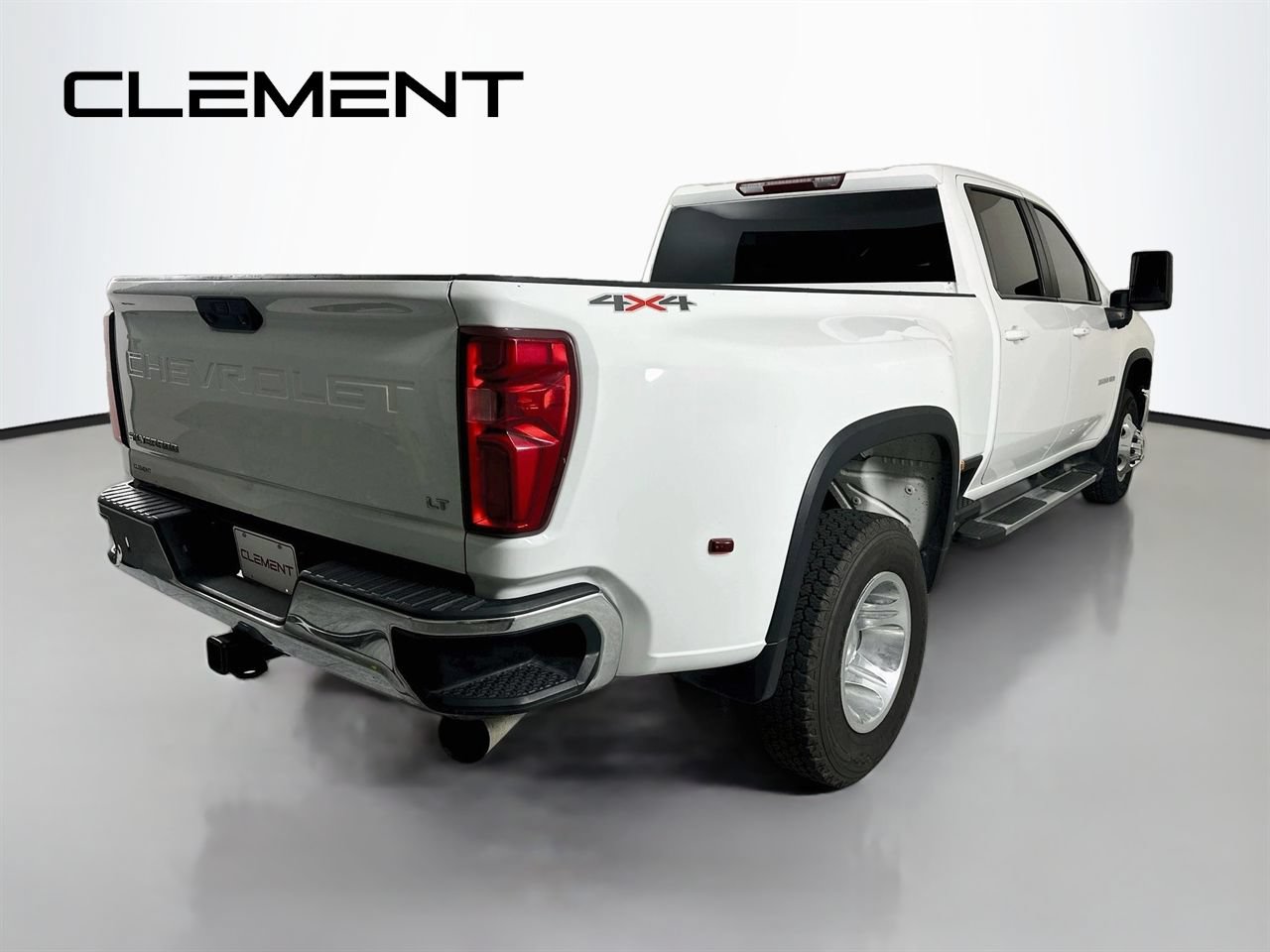 Used 2024 Chevrolet Silverado 3500 LT AWD/4WD image 7