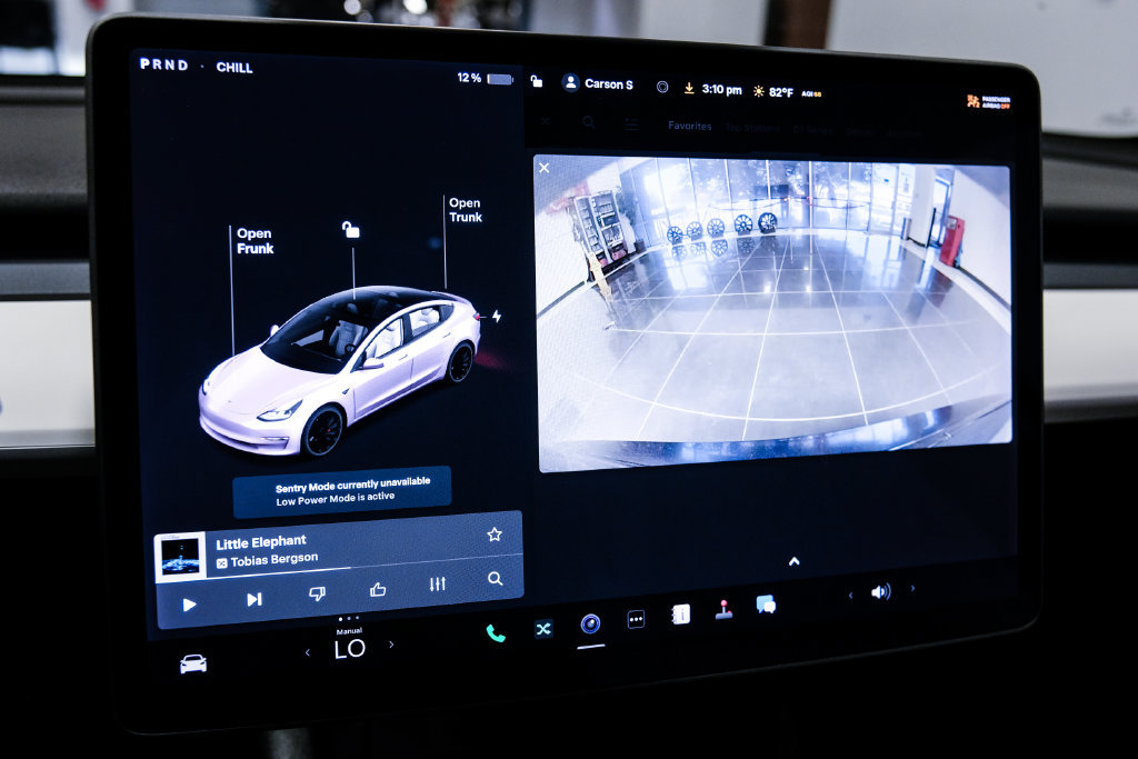 Used 2021 Tesla Model 3 Performance AWD/4WD image 25