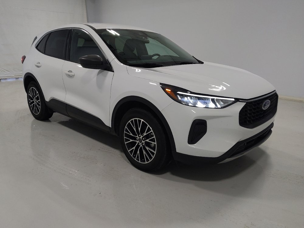 Used 2023 Ford Escape Active image 13