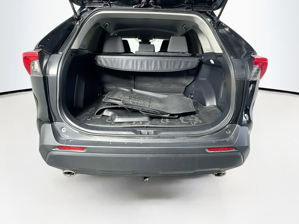 Used 2024 Toyota RAV4 AWD Hybrid image 30