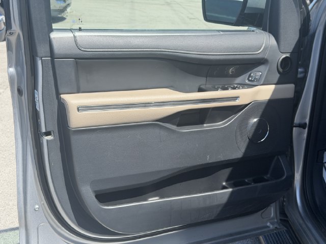 Used 2024 Ford Expedition Max XLT RWD image 34