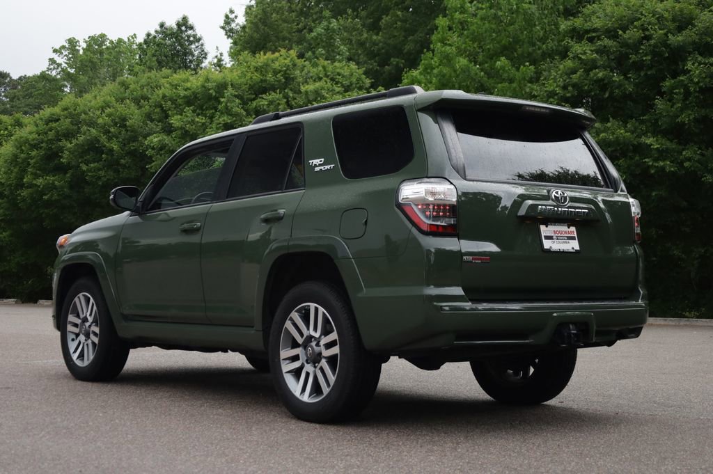 Used 2022 Toyota 4Runner TRD Sport w/ Technology Package AWD/4WD image 4