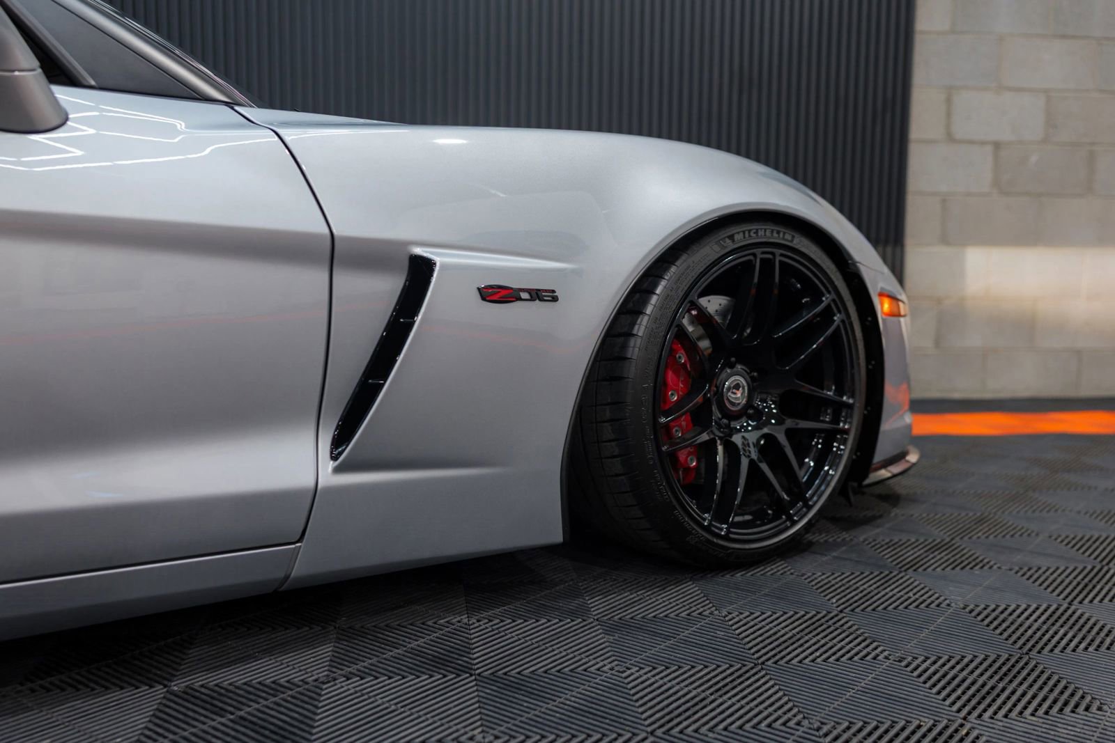 Used 2009 Chevrolet Corvette Z06 w/ Preferred Equipment Group image 24