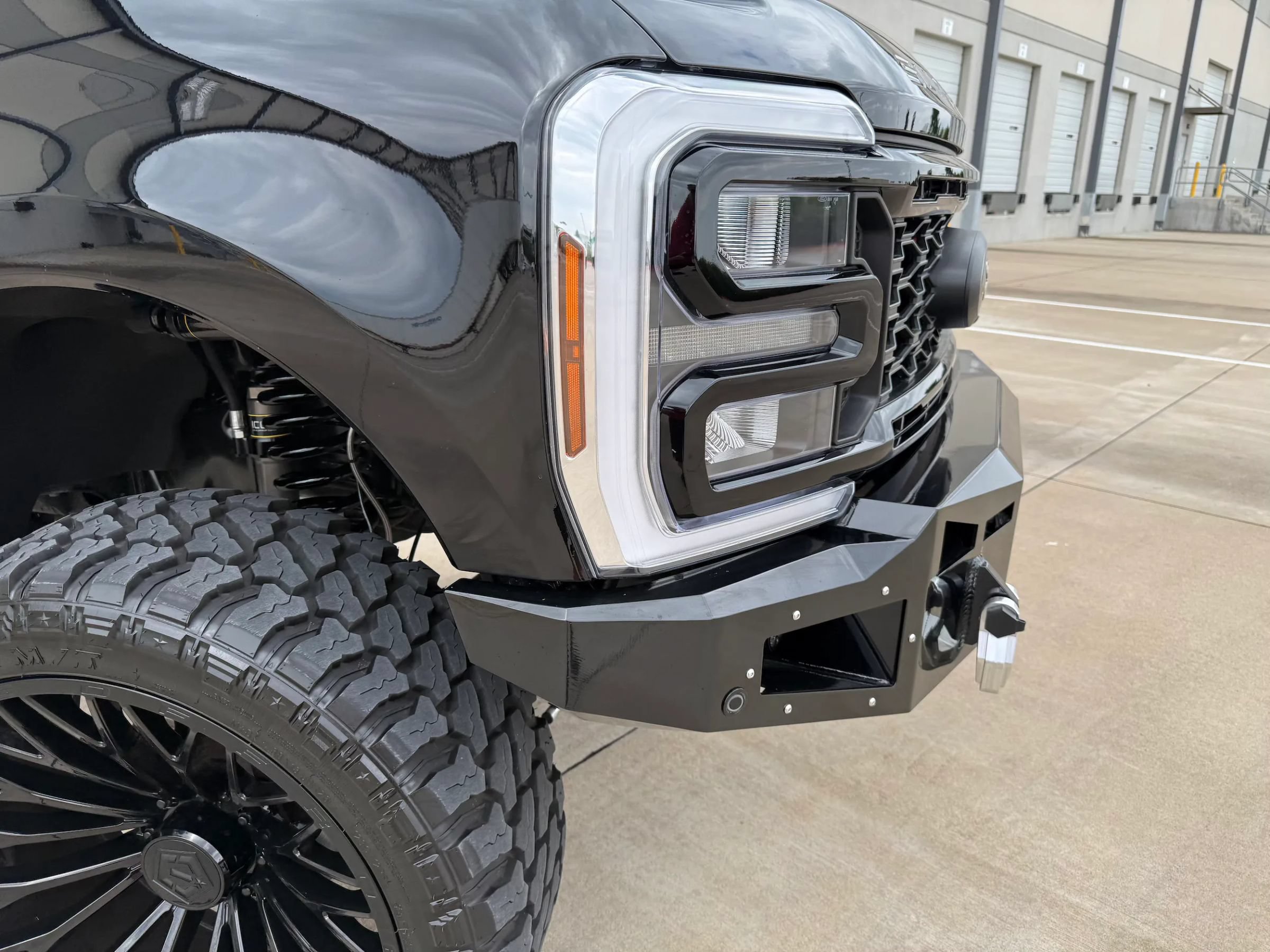 Used 2025 Ford F250 Lariat w/ Lariat Ultimate Package AWD/4WD image 6
