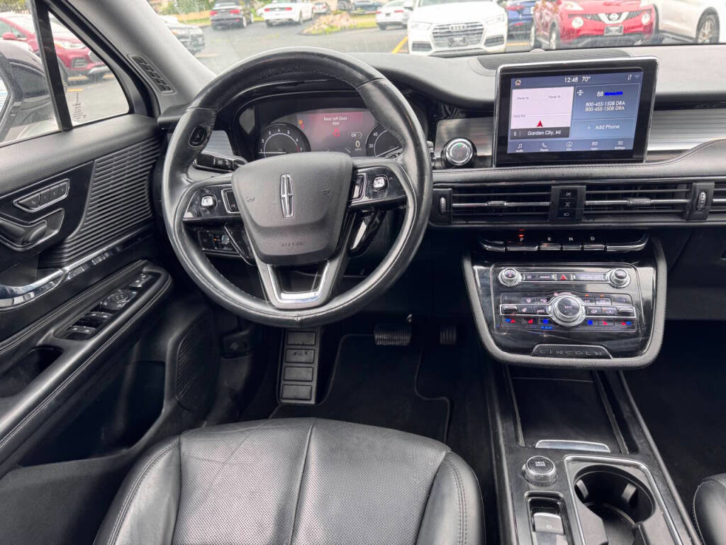 Used 2020 Lincoln Corsair AWD w/ Premium Package image 5