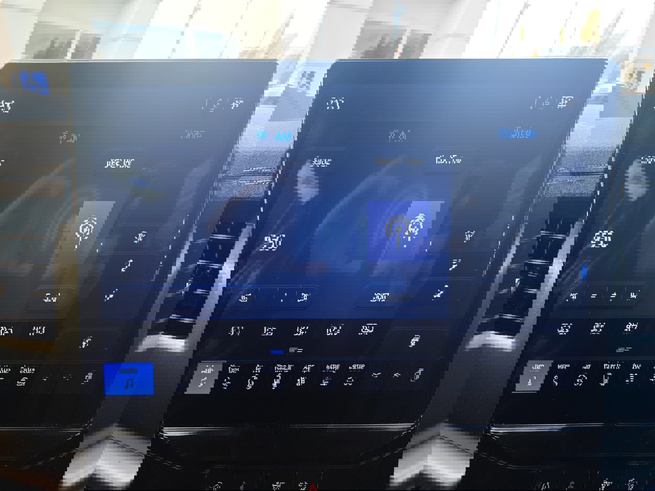 Used 2024 Ford Expedition Max XLT image 24