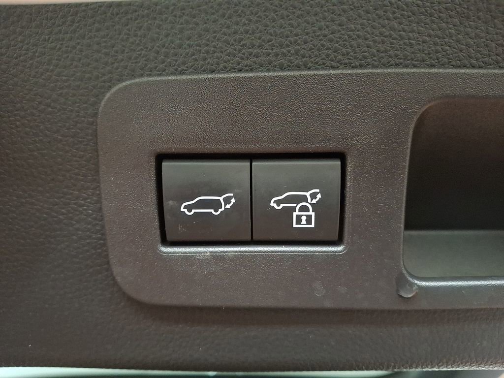 Used 2024 Lexus LX 600 4WD w/ Appearance Package image 28